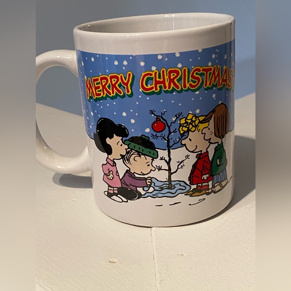 Peanuts Merry Christmas- Charlie Brown Cartoon Mug - Picture 1 of 2